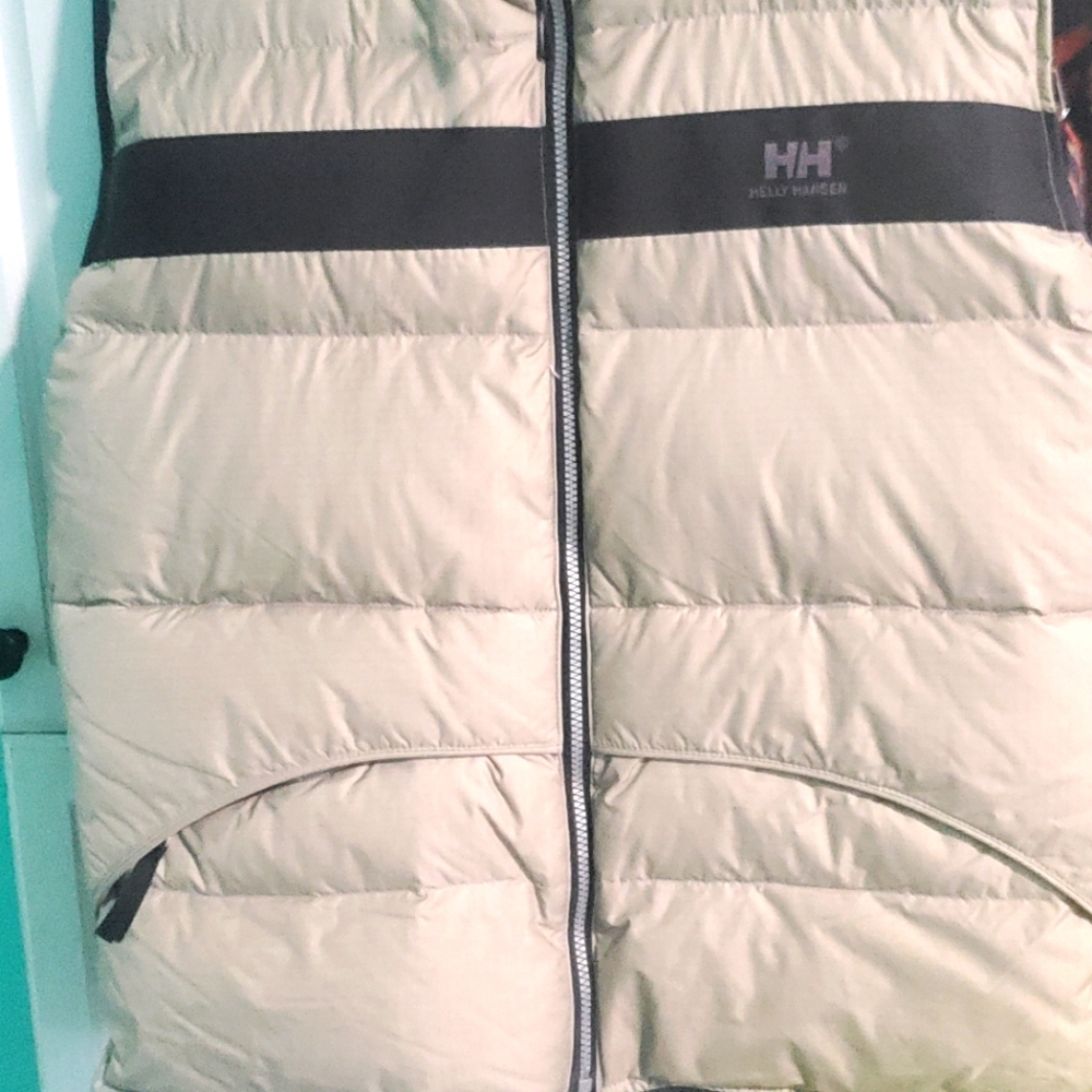 vest